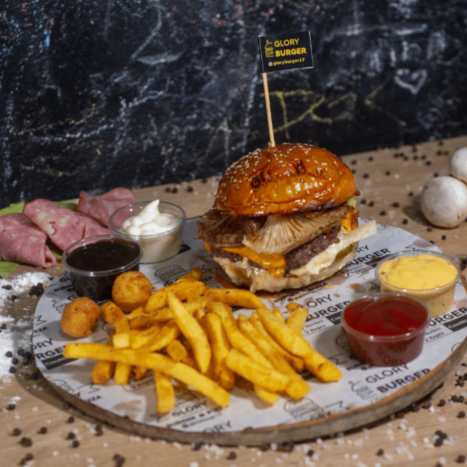 Glory Izgara İstiridye Mantarlı Burger