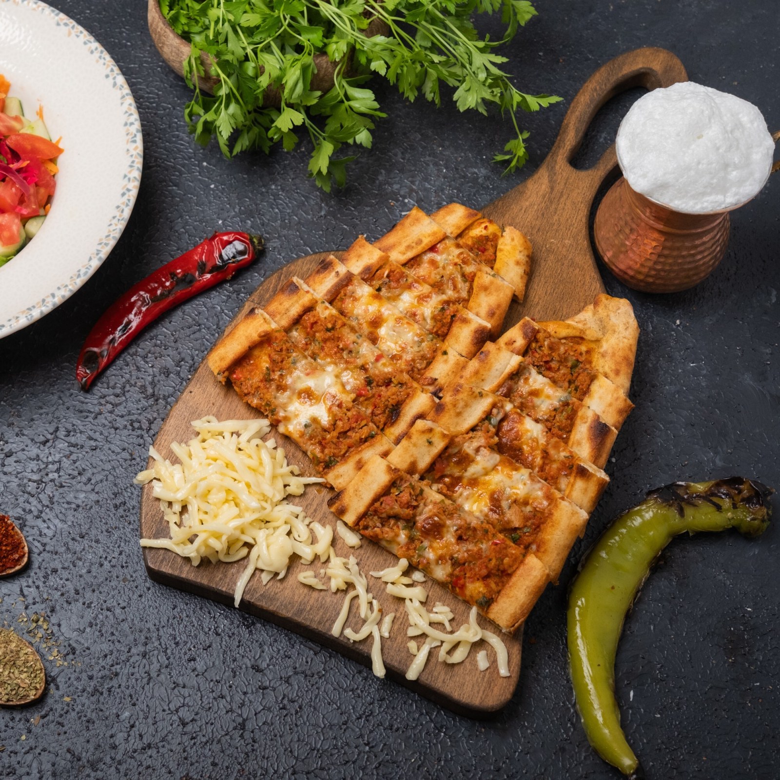 Kıymalı Pide