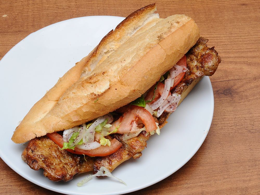 Yarım Ekmek Arası Izgara Tavuk