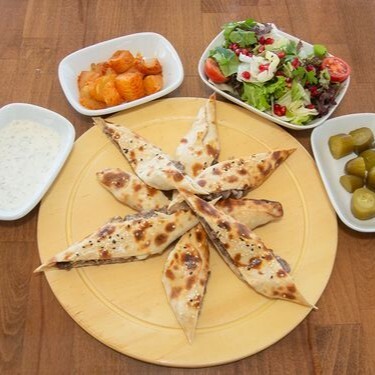 Et Dönerli Pide (200 gr)