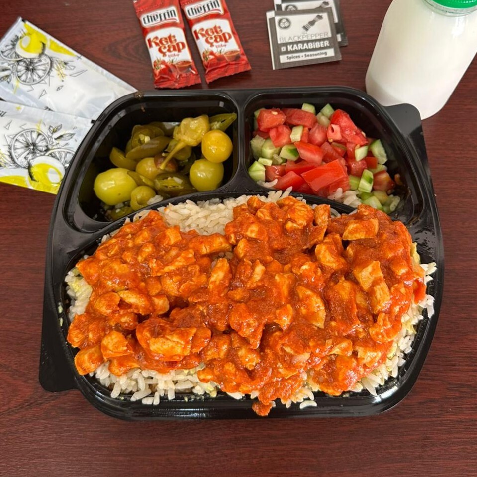 1.5 Tavuk Soteli Pilav + Ayran + Salata