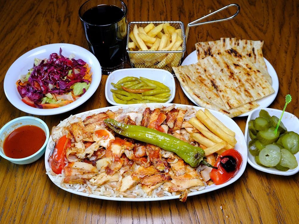 Pilav Üstü Tavuk Döner Menü