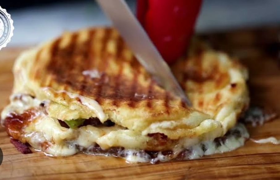 Bazlama Karışık Tost