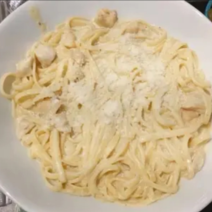 Kremalı Tavuklu Spaghetti Veya Penne Makarna