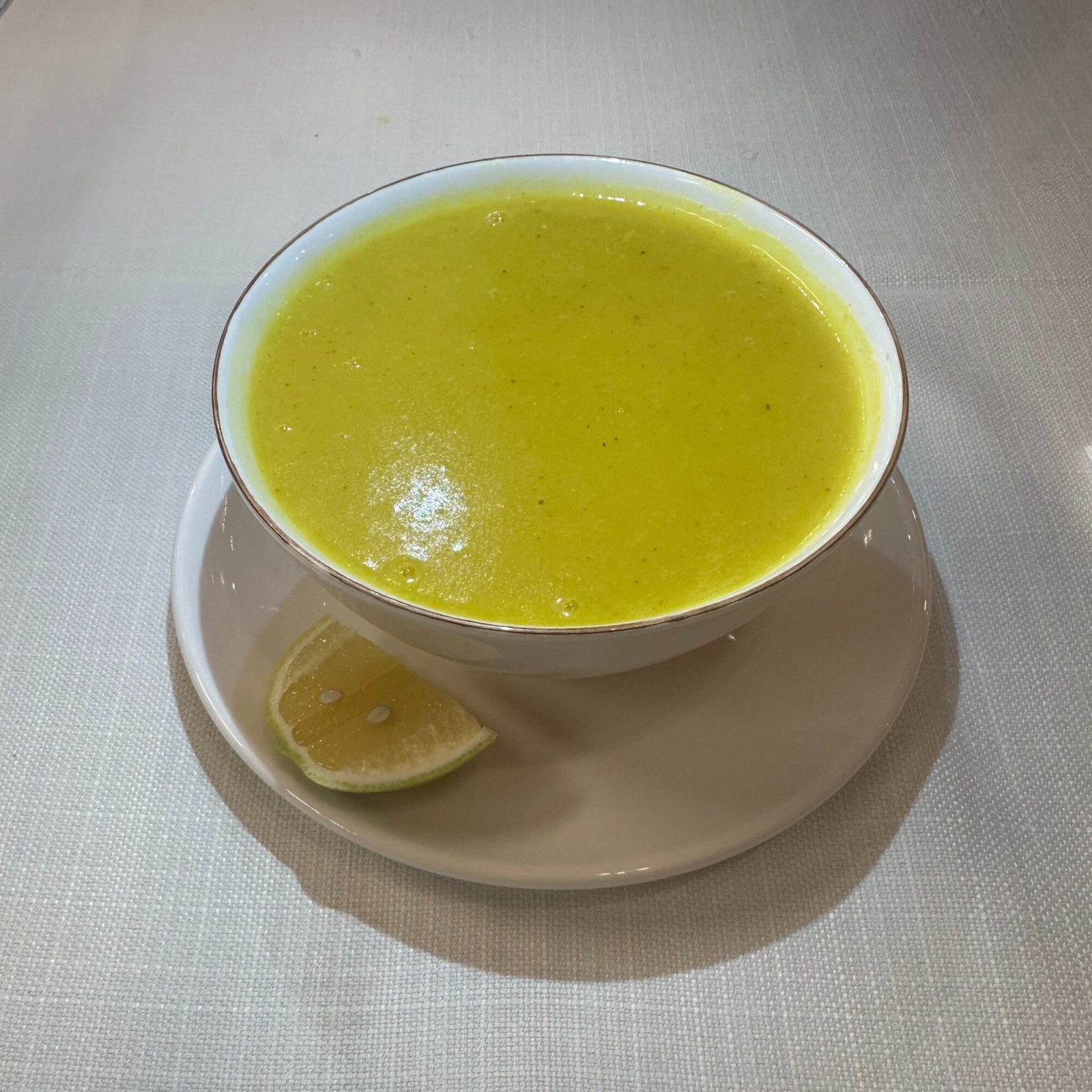 Süzme Mercimek Çorbası