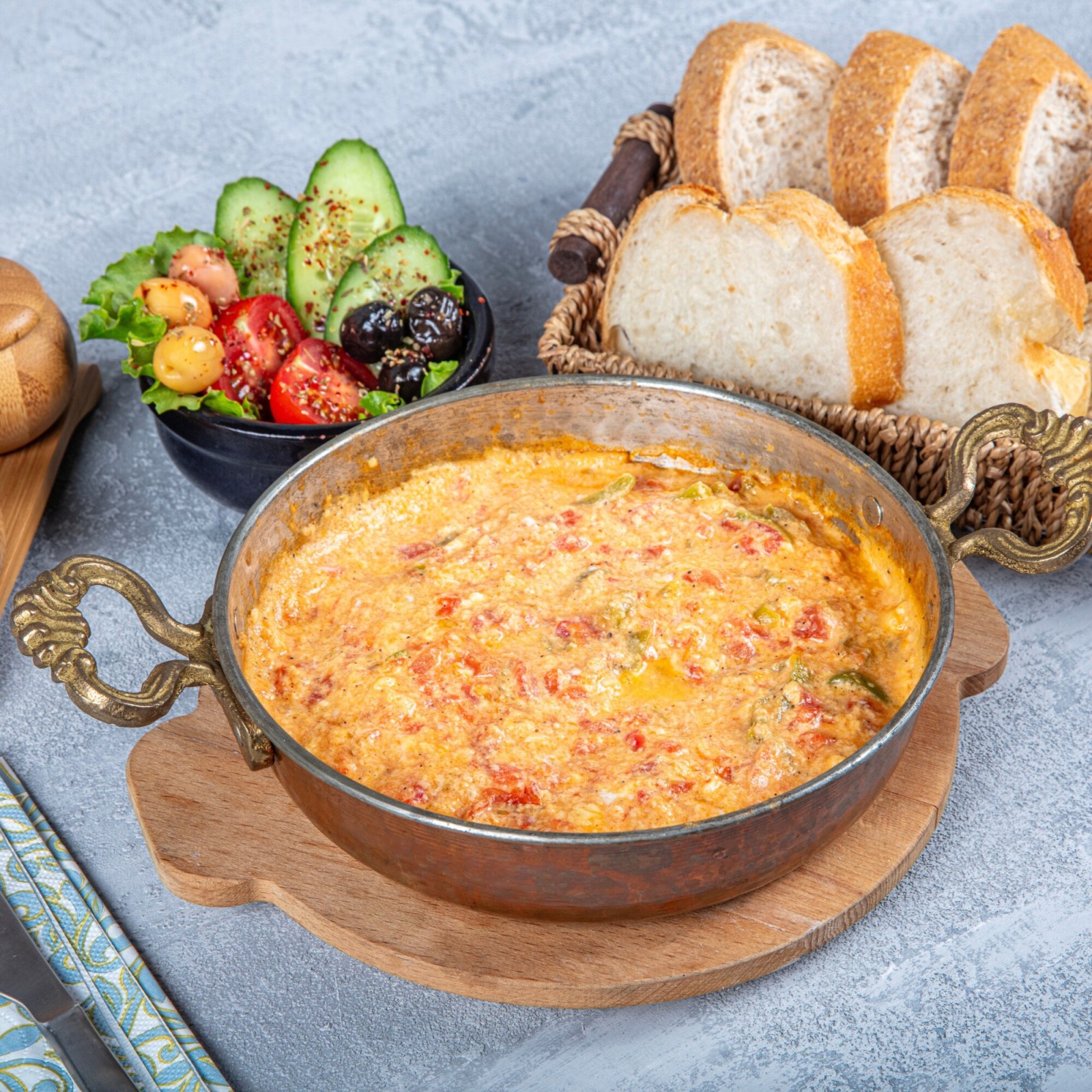 Kaşarlı Menemen