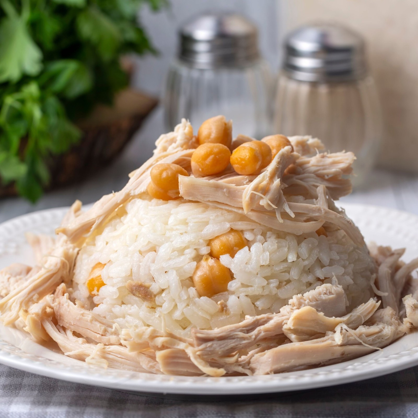 Tavuklu nohutlu pilav 1 porsiyon