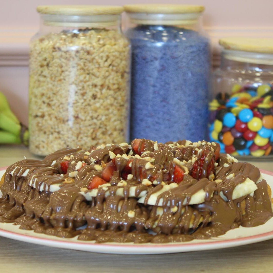Sütlü Çikolatalı Muzlu Waffle(Bubble Hamur)