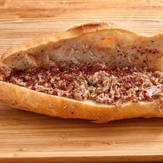 Üç Çeyrek Ekmek Arası Kokoreç