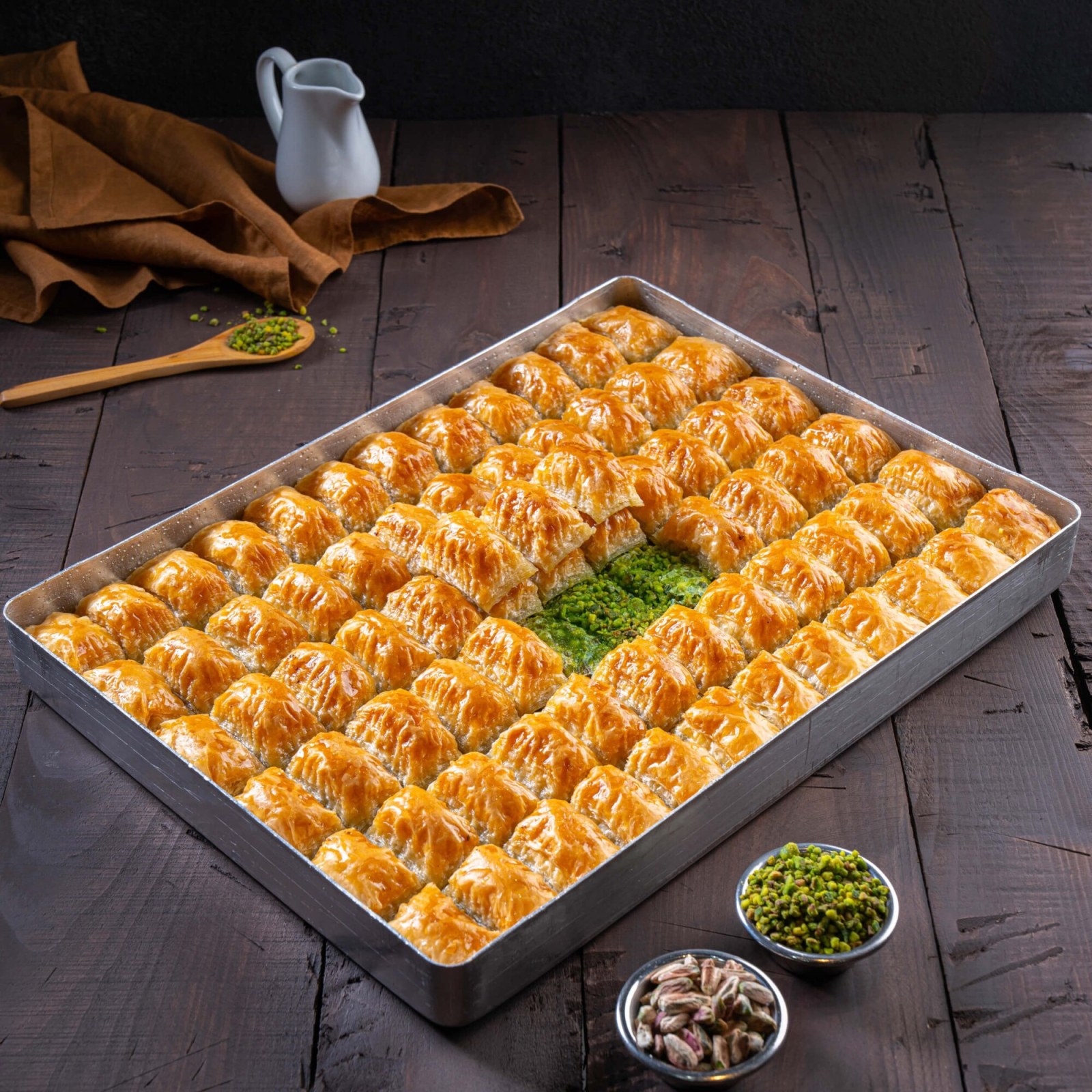 Fıstıklı Baklava Tepsi (2 Kg) Avantajlı Fiyat