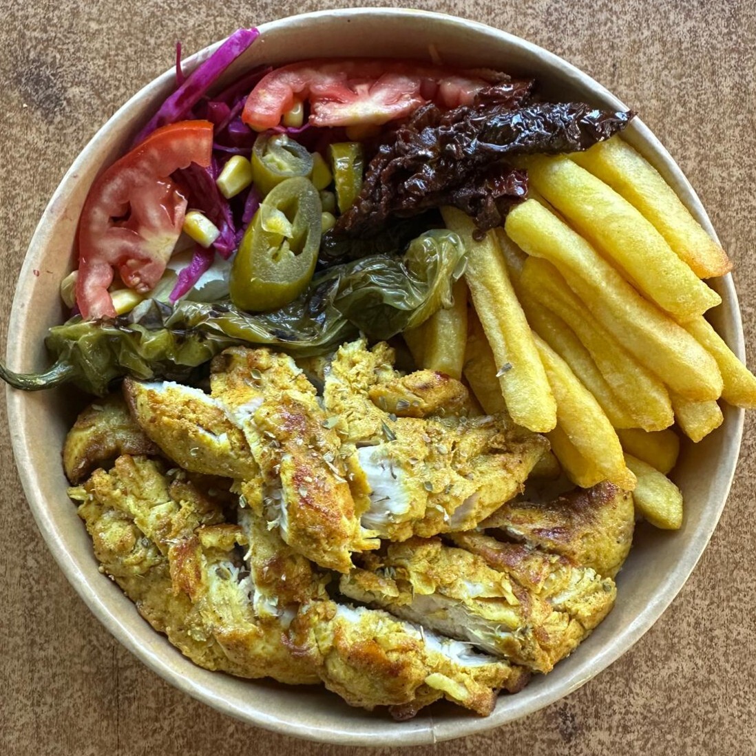 Bowl: 39 Duble Şefin Tavsiyesi Pesto Soslu & 39 Double Pasta With Pesto Sauce