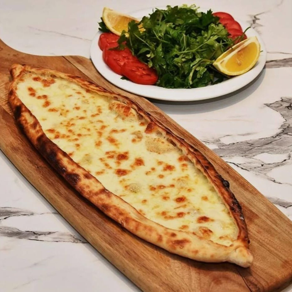 Kaşarlı Pide