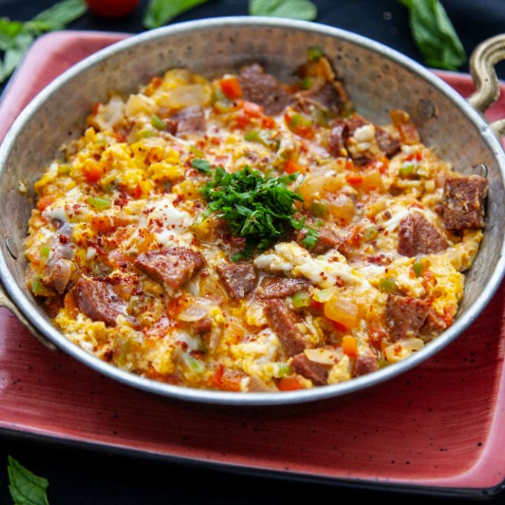 Sucuklu Menemen