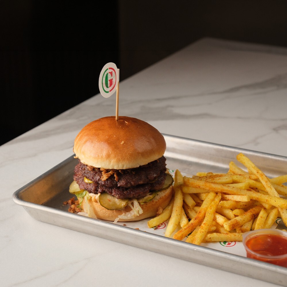 Duble Burger & Patates + İçecek