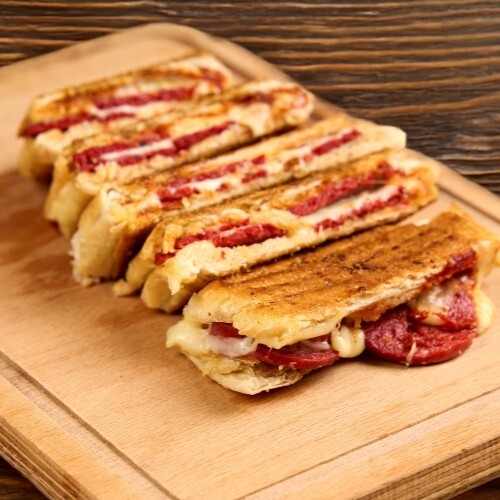 Extra Bol Malzemeli Karışık Tost