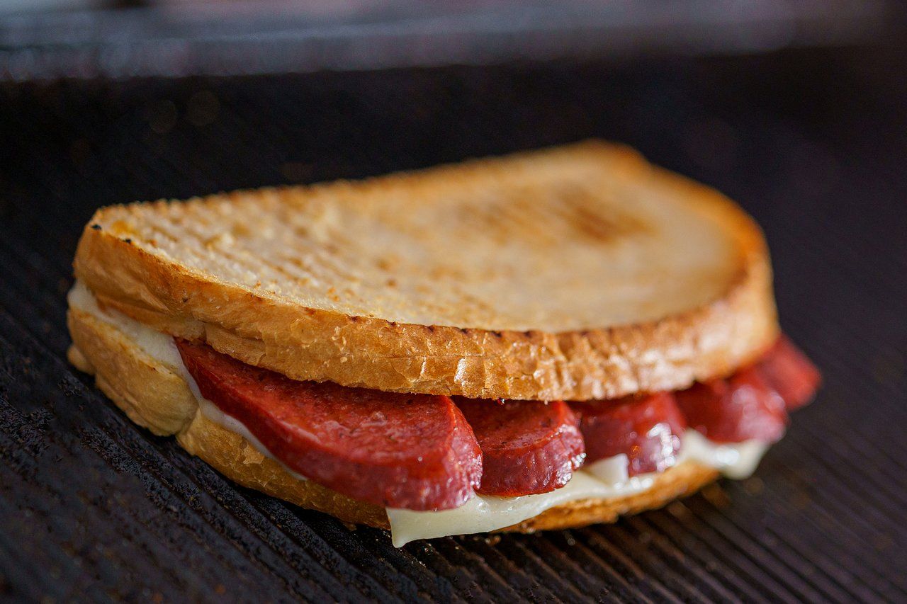 Ayvalık Tost