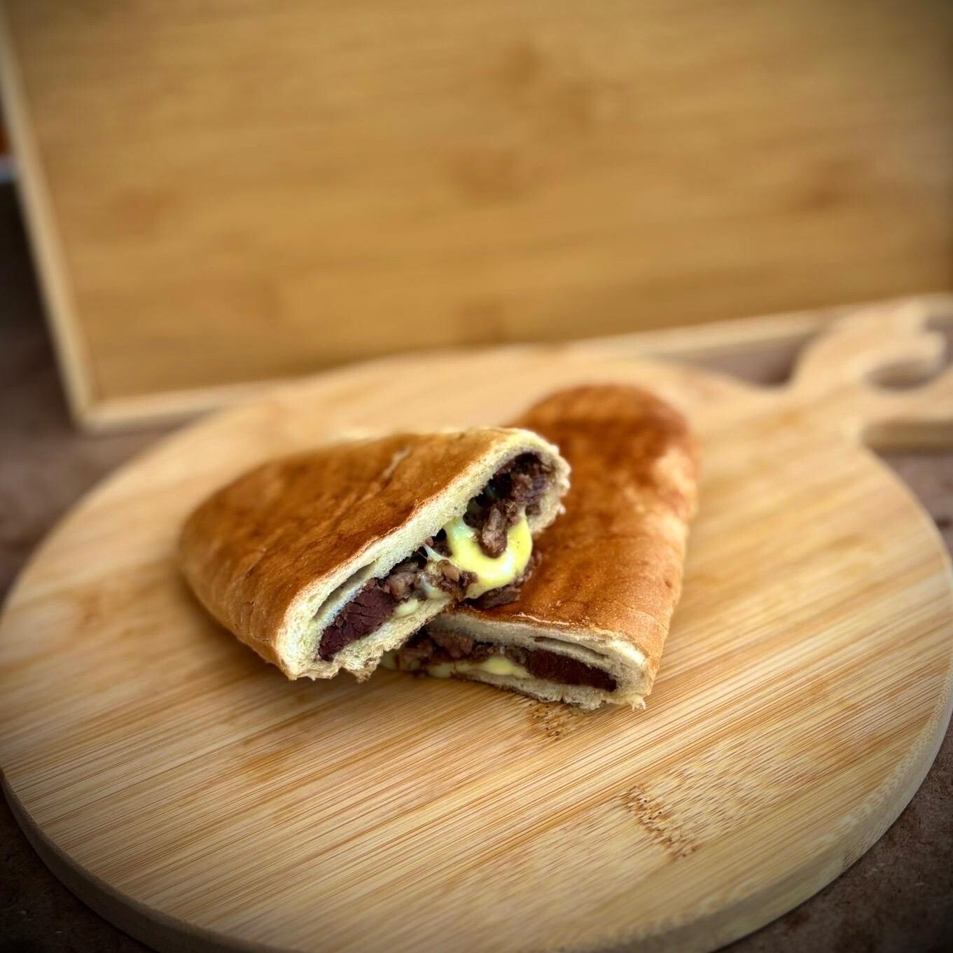 Kavurma Kaşarlı Tost