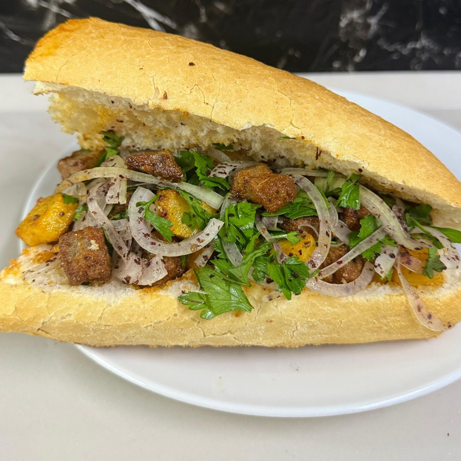 Ekmek Arası Arnavut Ciğeri