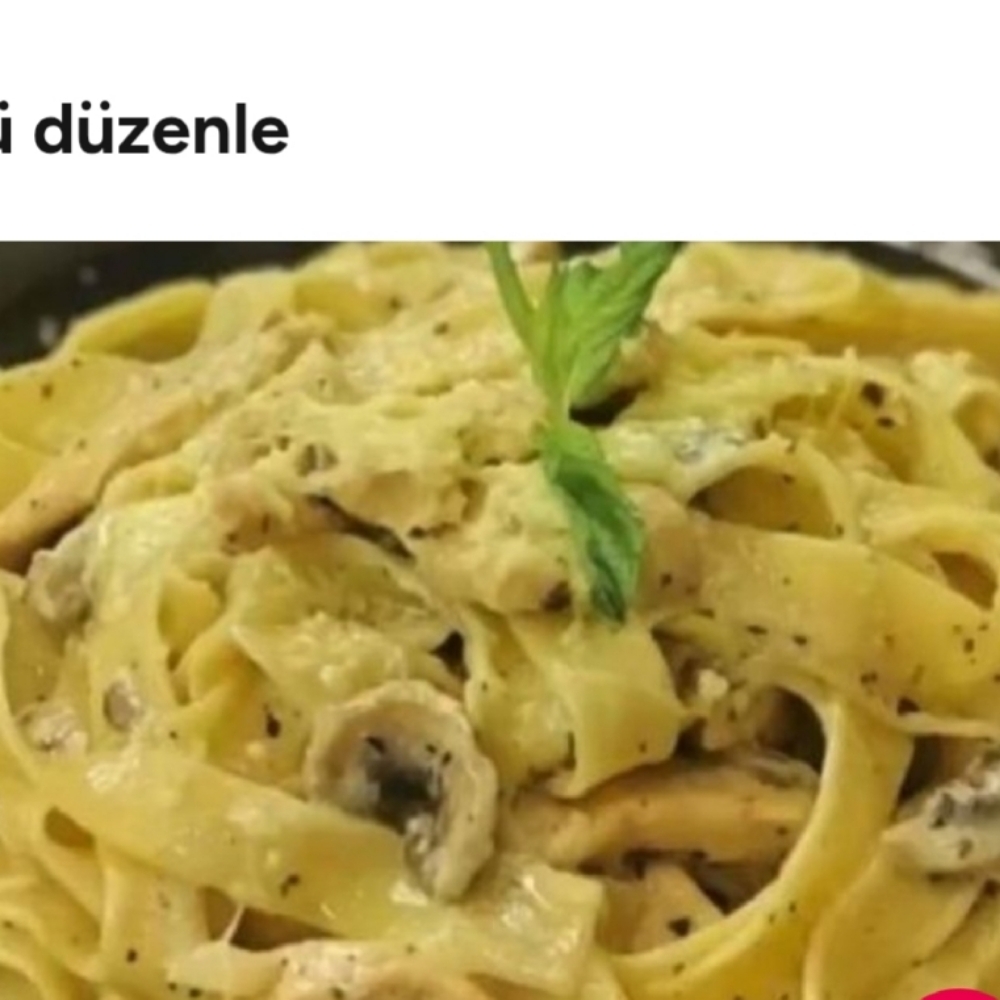 Curry soslu Fettu Makarna