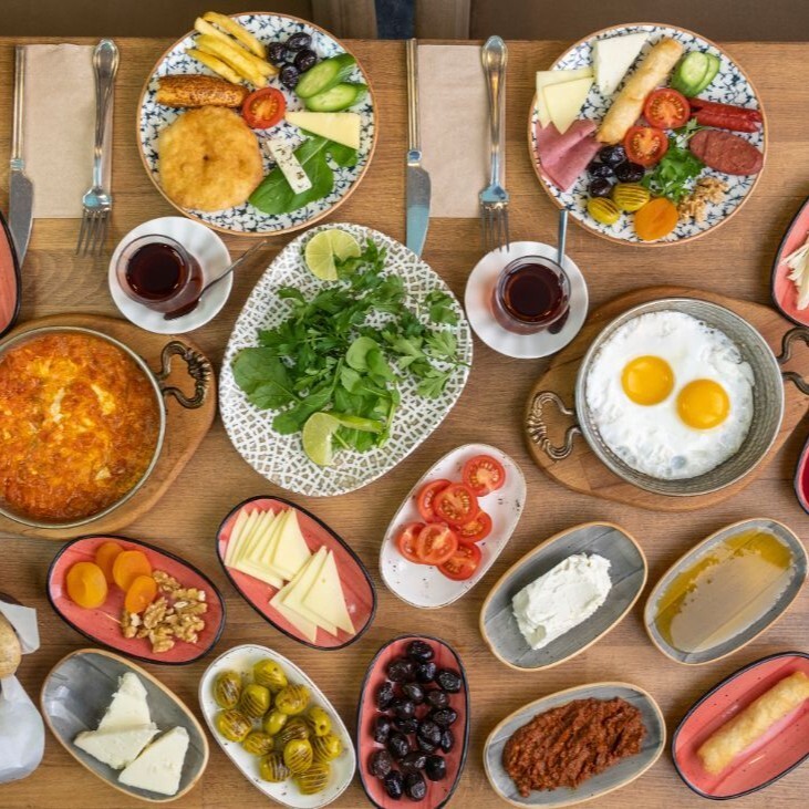 Serpme Kahvaltı (Çift Kişilik)