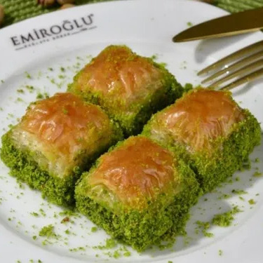 Fıstıklı Kuru Baklava (500 gr)