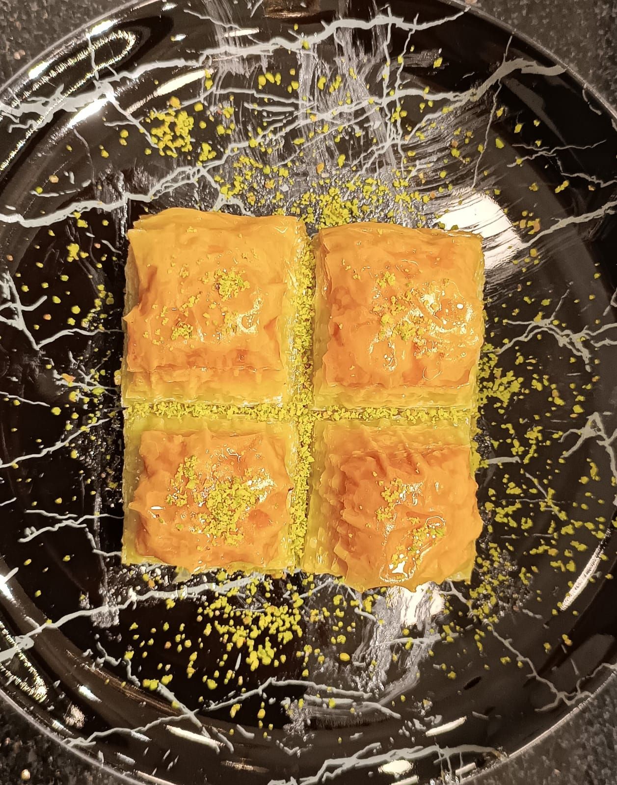 Tereyağlı Fıstıklı Baklava (750 gr.)