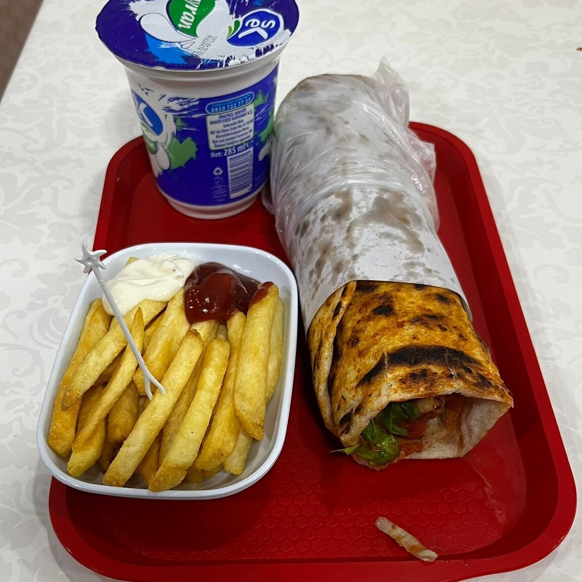 Tavuk Döner Dürüm (150 gr.) +Cips Menü 1