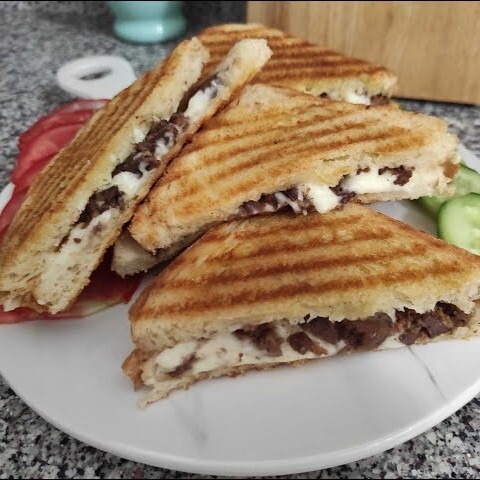 Kavurmalı Tost