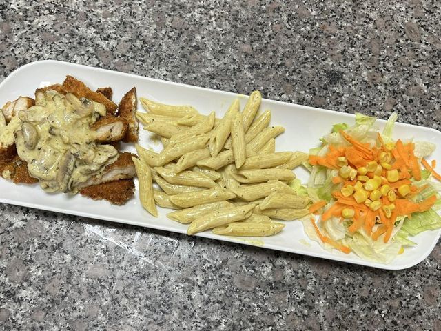 Tavuk Stroganoff