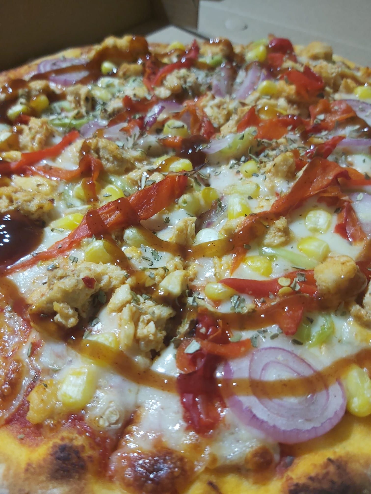 Tavuklu Pizza (Büyük)