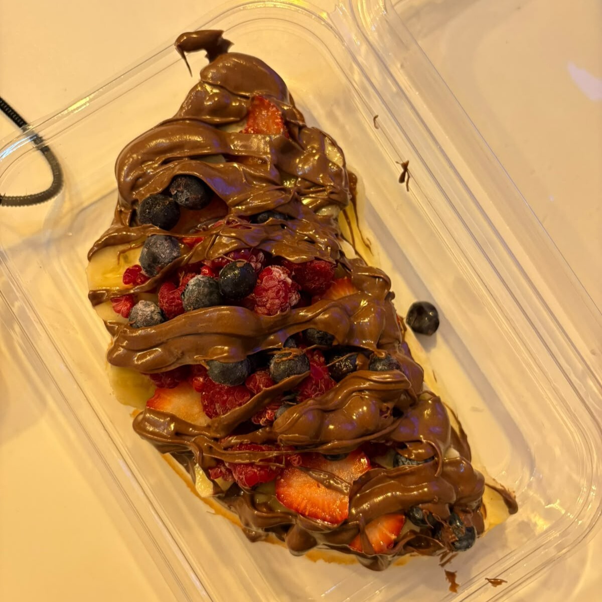 Glutensiz Waffle Orman Meyveli (1kişilik) Glutenfree Waffle