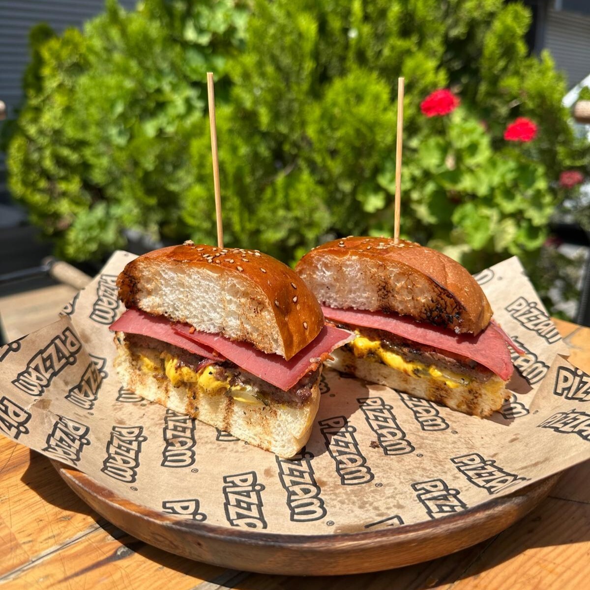 Pastırmalı Burger