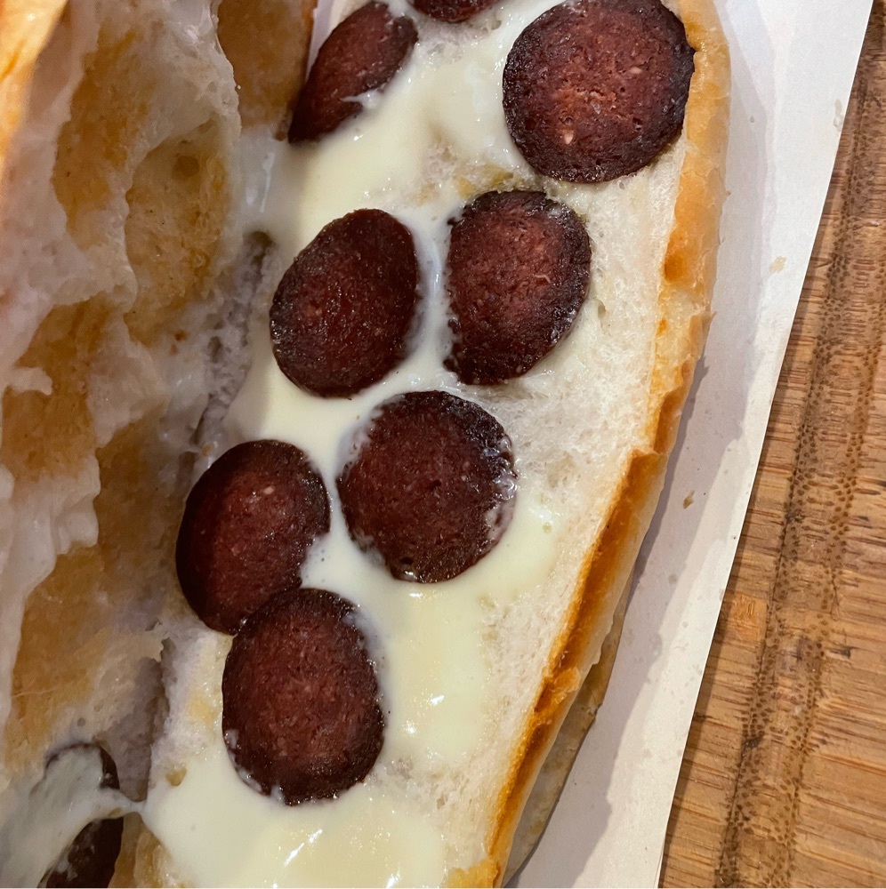 Kasap Sucuk + Beyaz Peynirli + tereyağ+ Patates Kızartması
