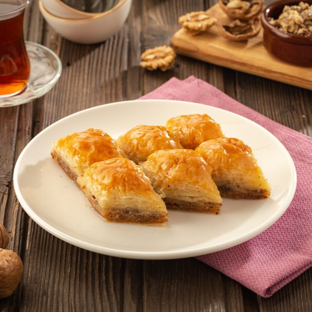 Cevizli Ev Baklavası (1 Kg)