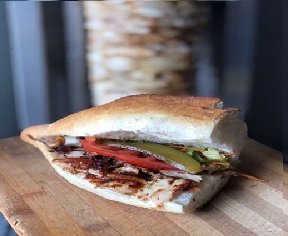 Üç Çeyrek Ekmek Tavuk Döner