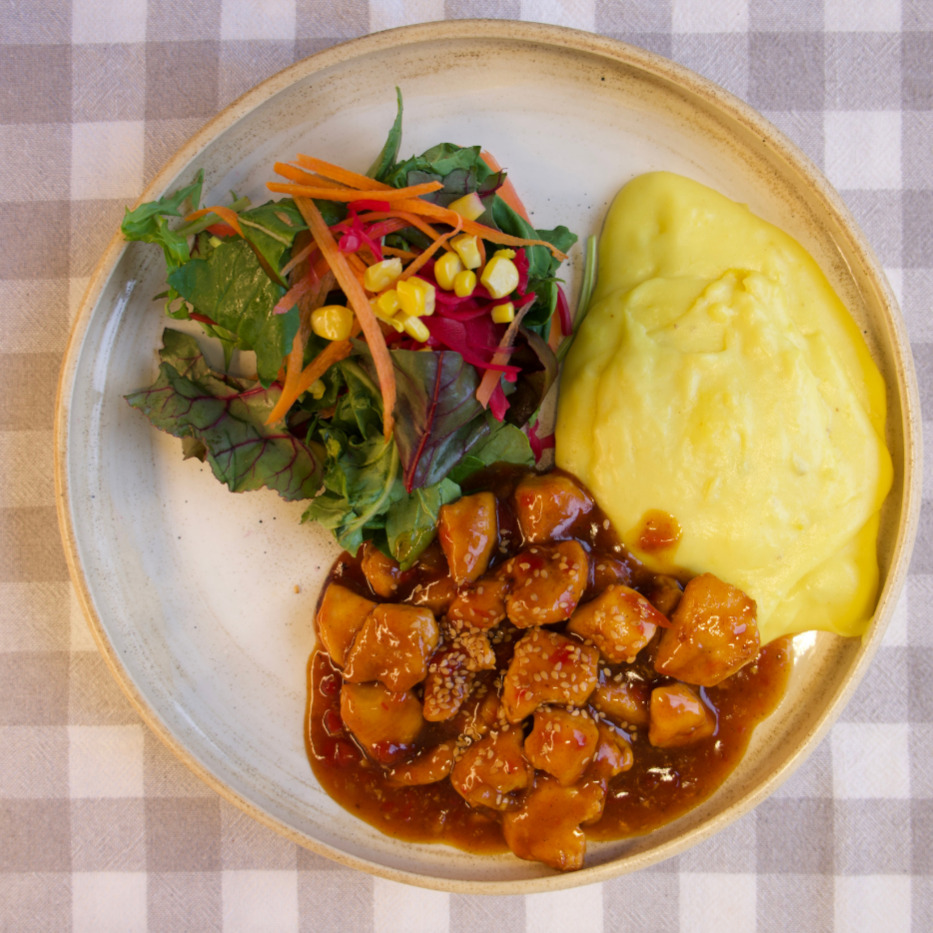 Sriracha Soslu Tavuk