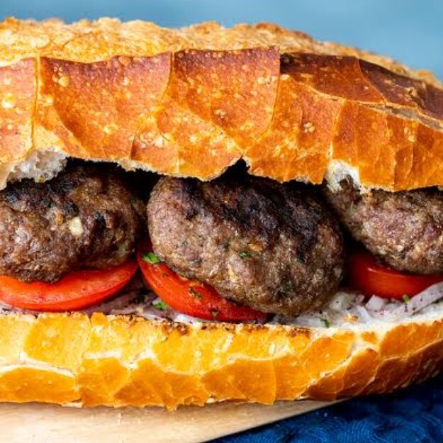 Köfte Ekmek