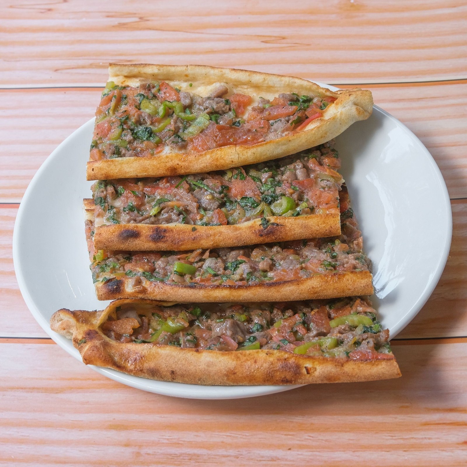 Kuşbaşılı Pide
