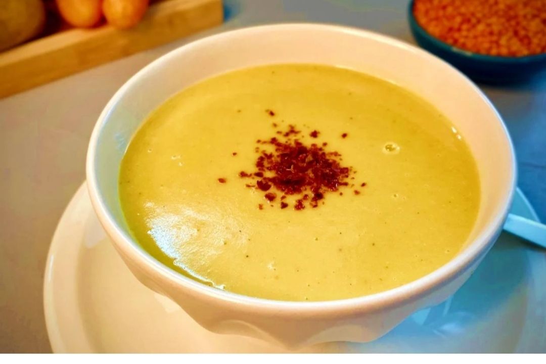 Süzme Mercimek Çorbası