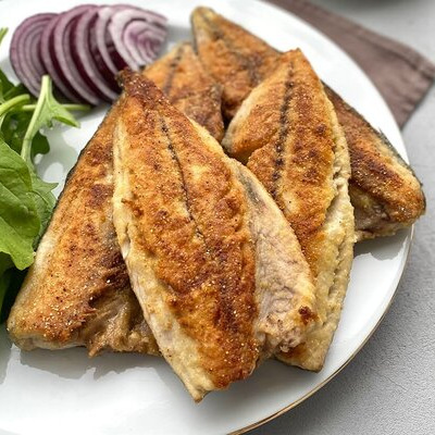 1 adetGarnitürsüz, Tavada Yerli Karadeniz Palamutu ( 500—750 gr)