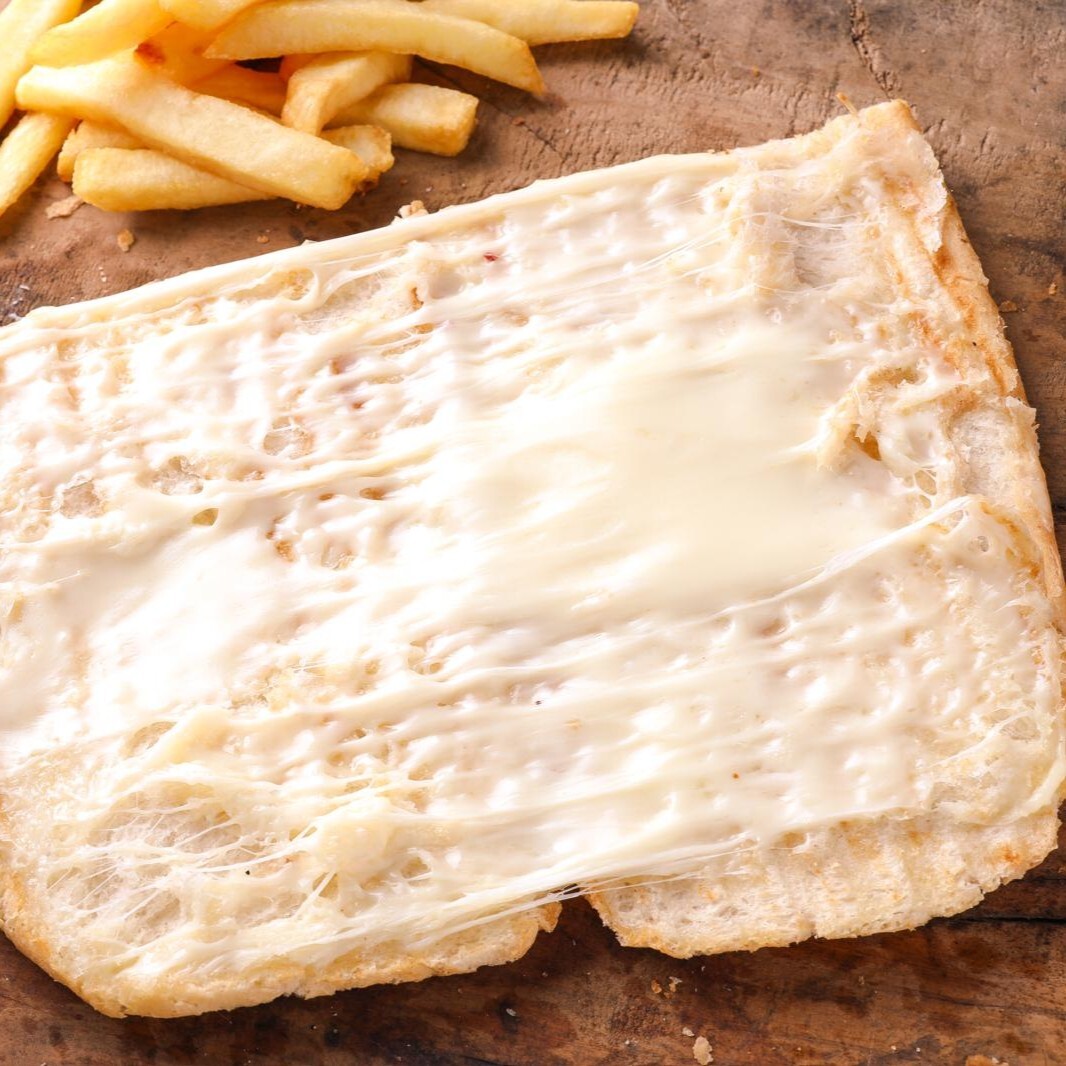 Kaşarlı Tost&P.Kızartması&Ayran Menü