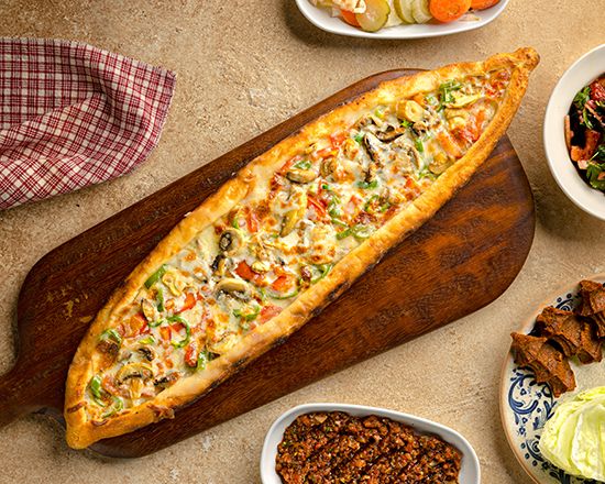 Sebzeli Pide