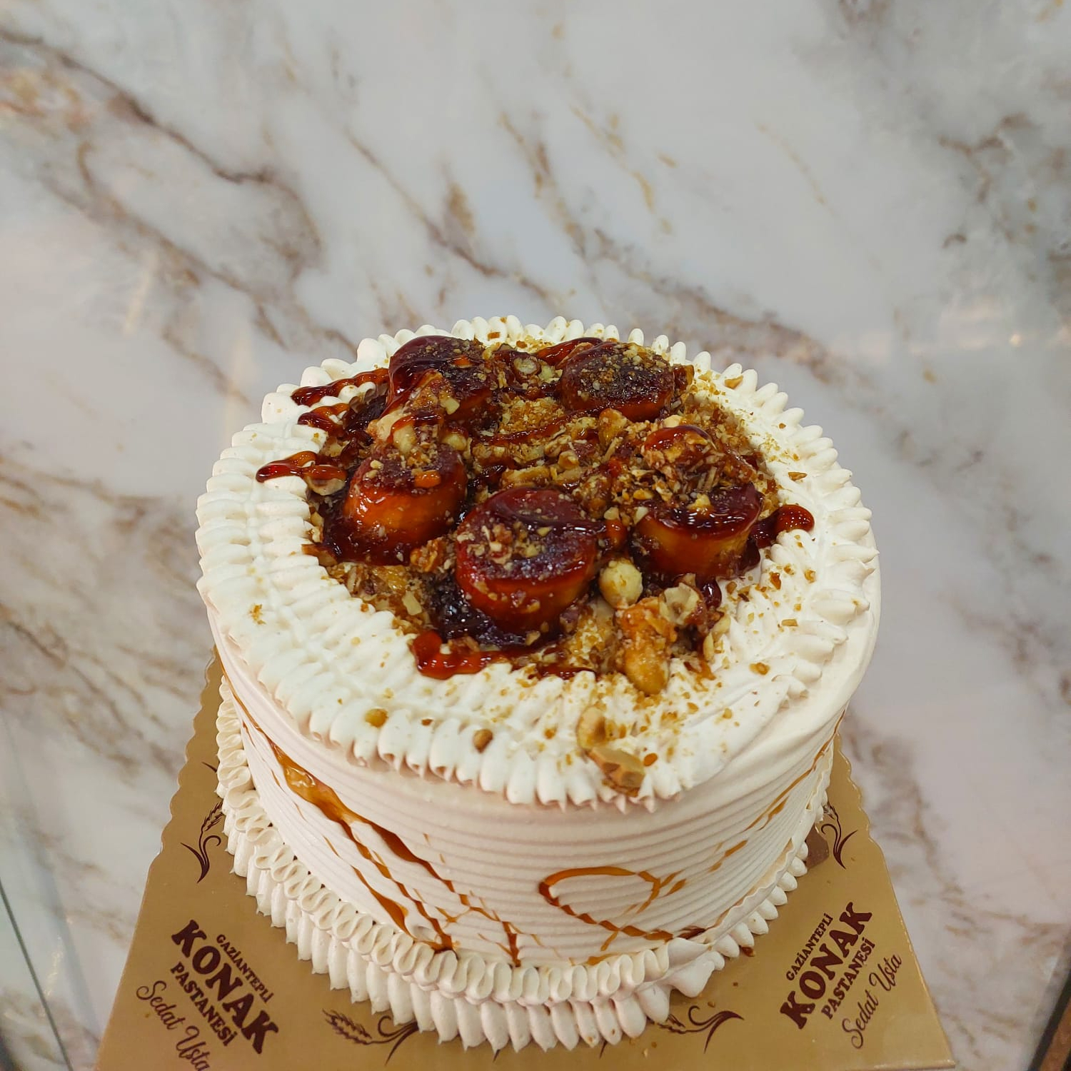 Krokanlı Muzlu Pasta(No:1)(8-10 Kişilik)