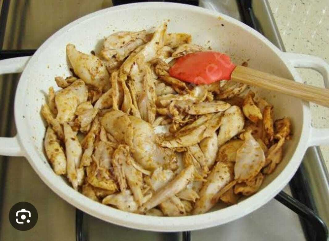 Haşlanmış Tavuk Göğsü ( 700 gr )