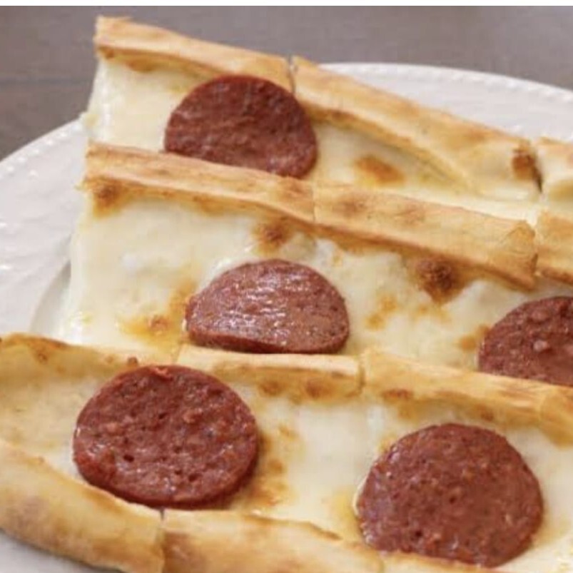 Kaşar Sucuklu Pide