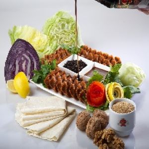 Meşhur Adıyaman Çiğ Köftecisi Ömer Aybak (Fakülteler)