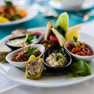 Bahçeli Meze Denizi (Bahçelievler)