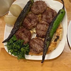 Şimşek Köfte (Kızıltoprak)