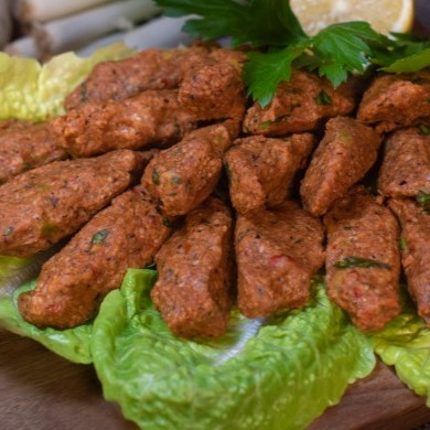 Adıyaman Çiğ Köftecisi Yusuf Usta (Mehmet Akif Ersoy)