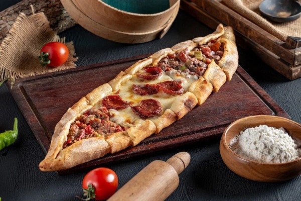Enfes Pide (Tepeüstü)